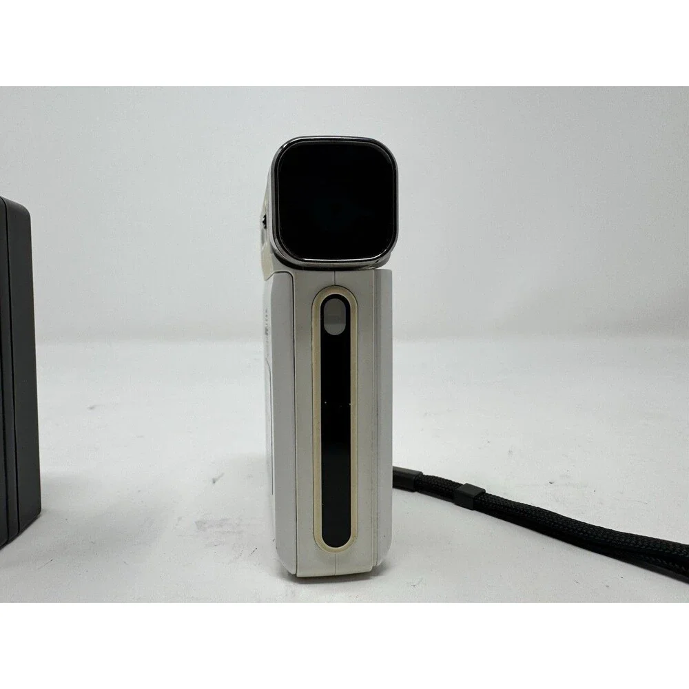 Vivitar DVR545 HD High Definition Handheld Camcorder White